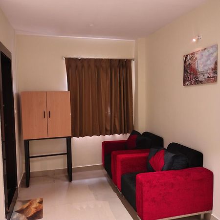 Hotel Blueearth Vizianagaram Экстерьер фото