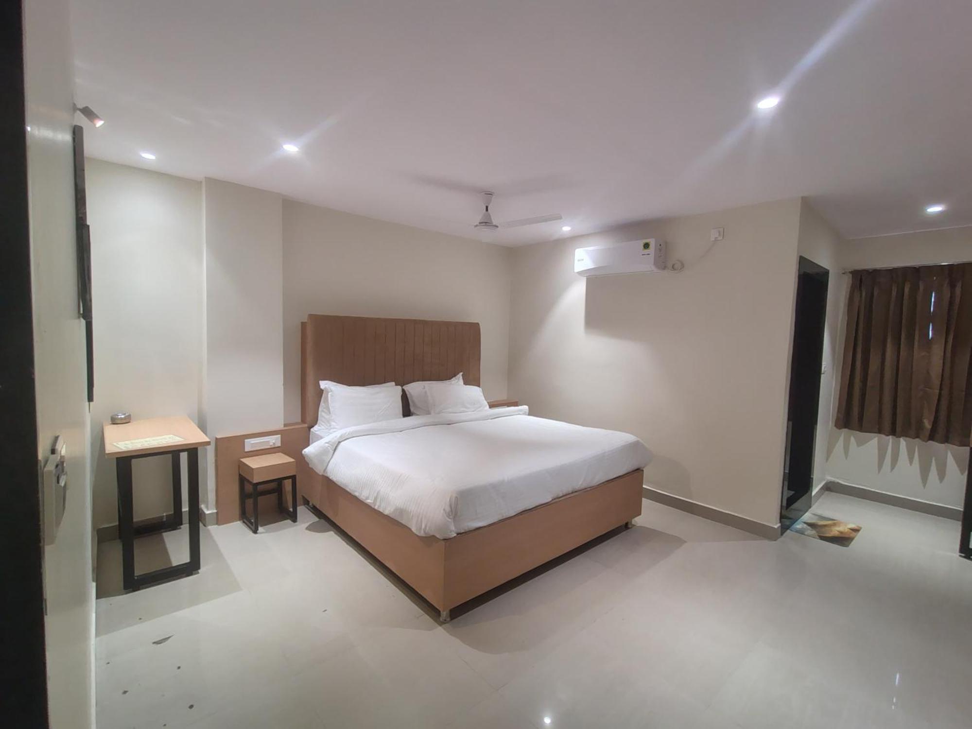 Hotel Blueearth Vizianagaram Экстерьер фото